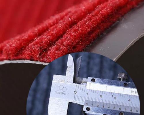 Отображение толщины полосатого дверного коврика