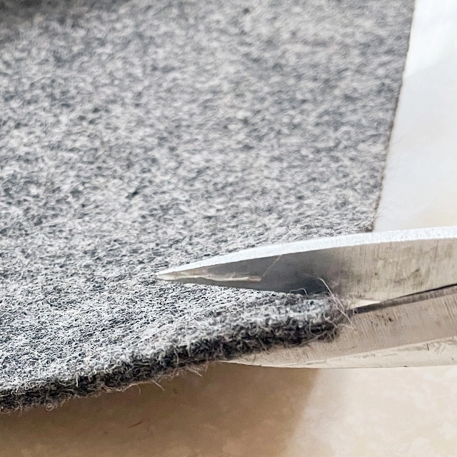 Коврик из фетра: теплая основа, несущая красоту космоса