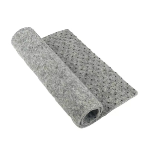 Низкопрофильный нескользящий фетровый резиновый захват для коврового коврика идеально подходит для помещений с интенсивным потоком воздуха и подходит для всех полов.